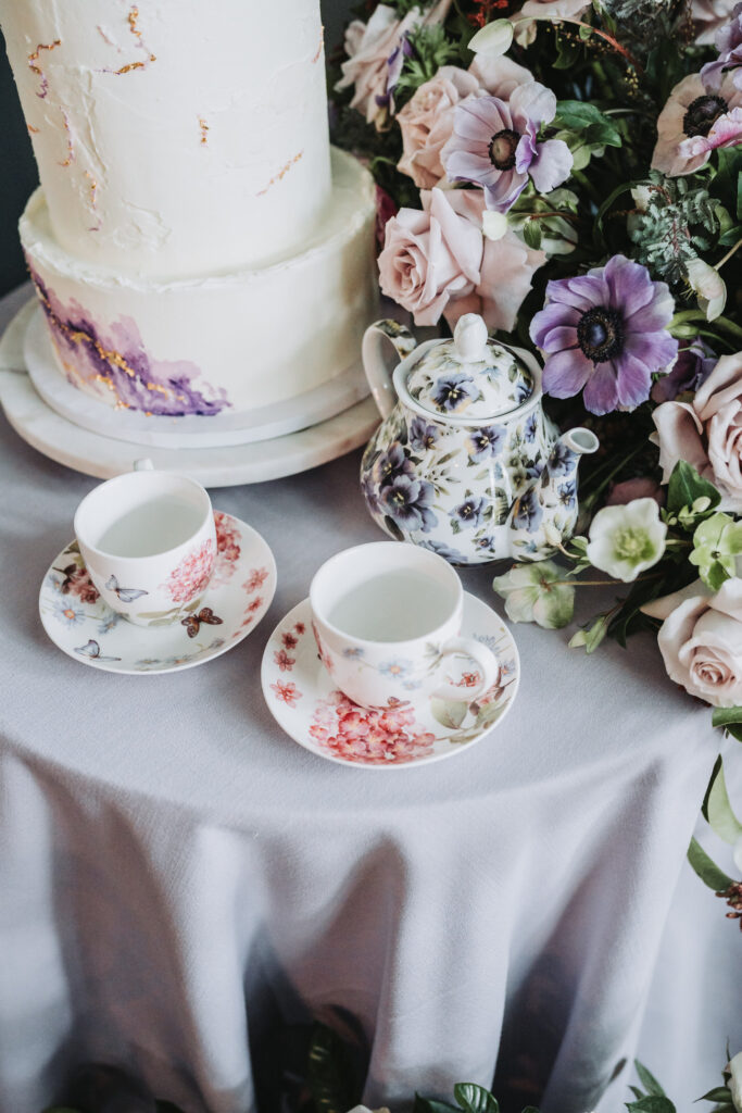 Floral Tea cups wedding trend