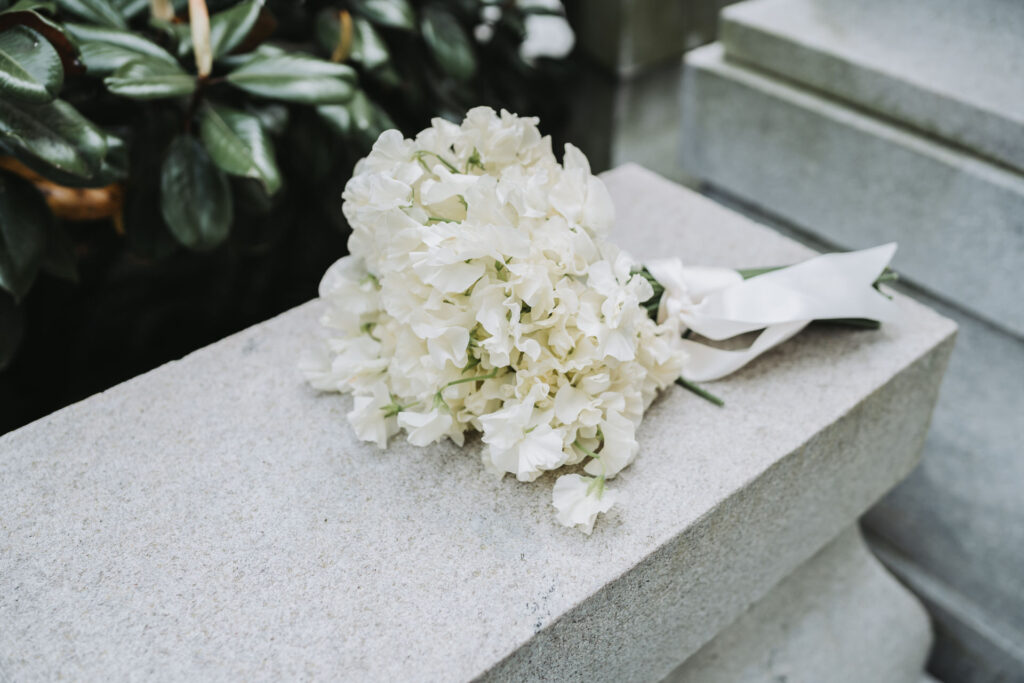 White flower bouquet at Armstrong Kessler Mansion wedding