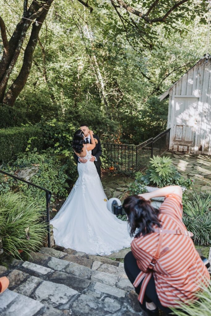 Atlanta wedding photographer shooting newly married couple under a tree